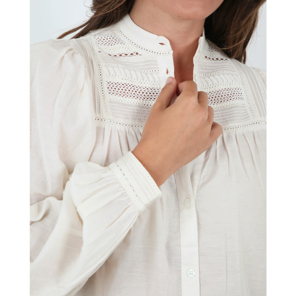 Vanessa Bruno "Valdo" Top in Ecru, size 36 (fits like size Small)