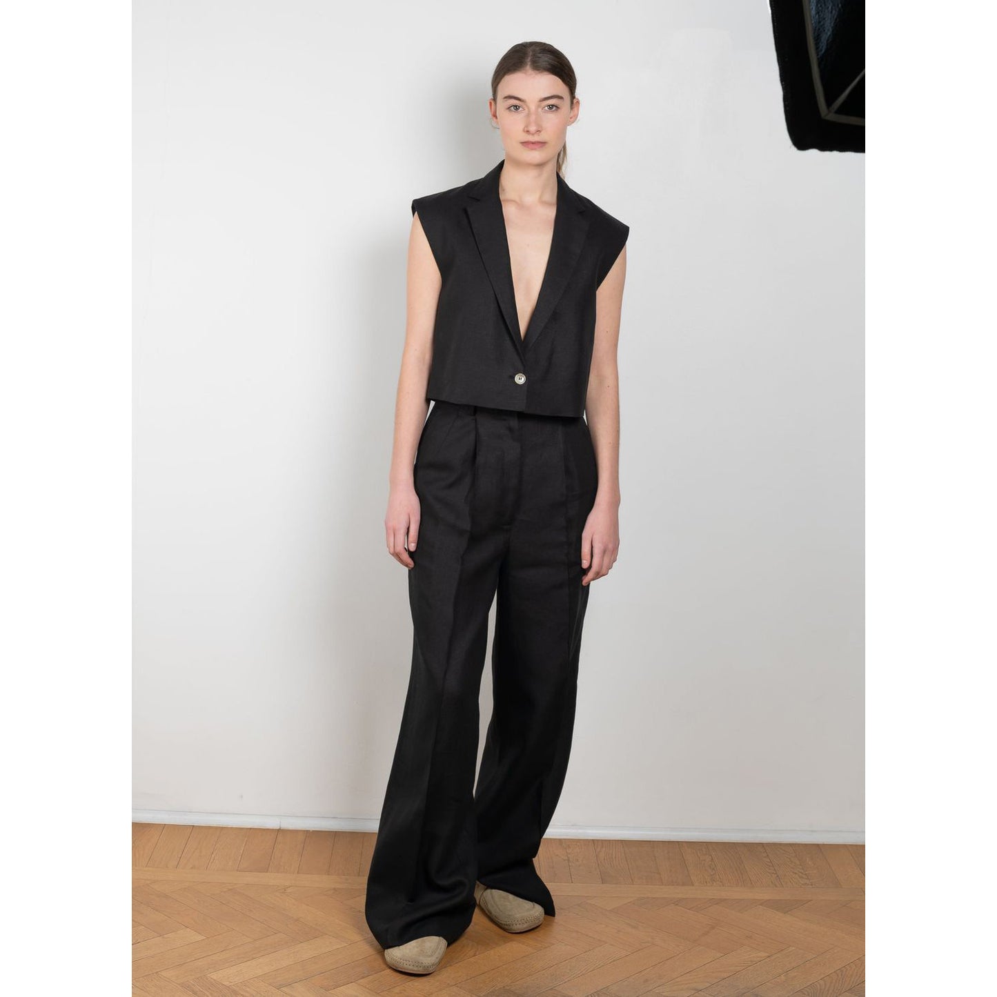 Loulou Studio "Baiyan" Linen Wide Leg Pants in Black, size Large (fits size medium)