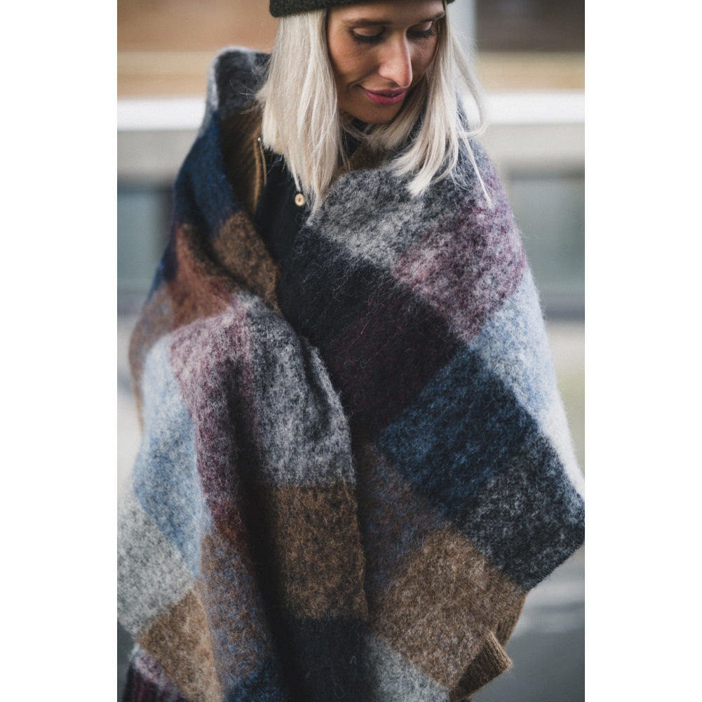 Holzweiler "Fresia" Checked Scarf in Multicolour