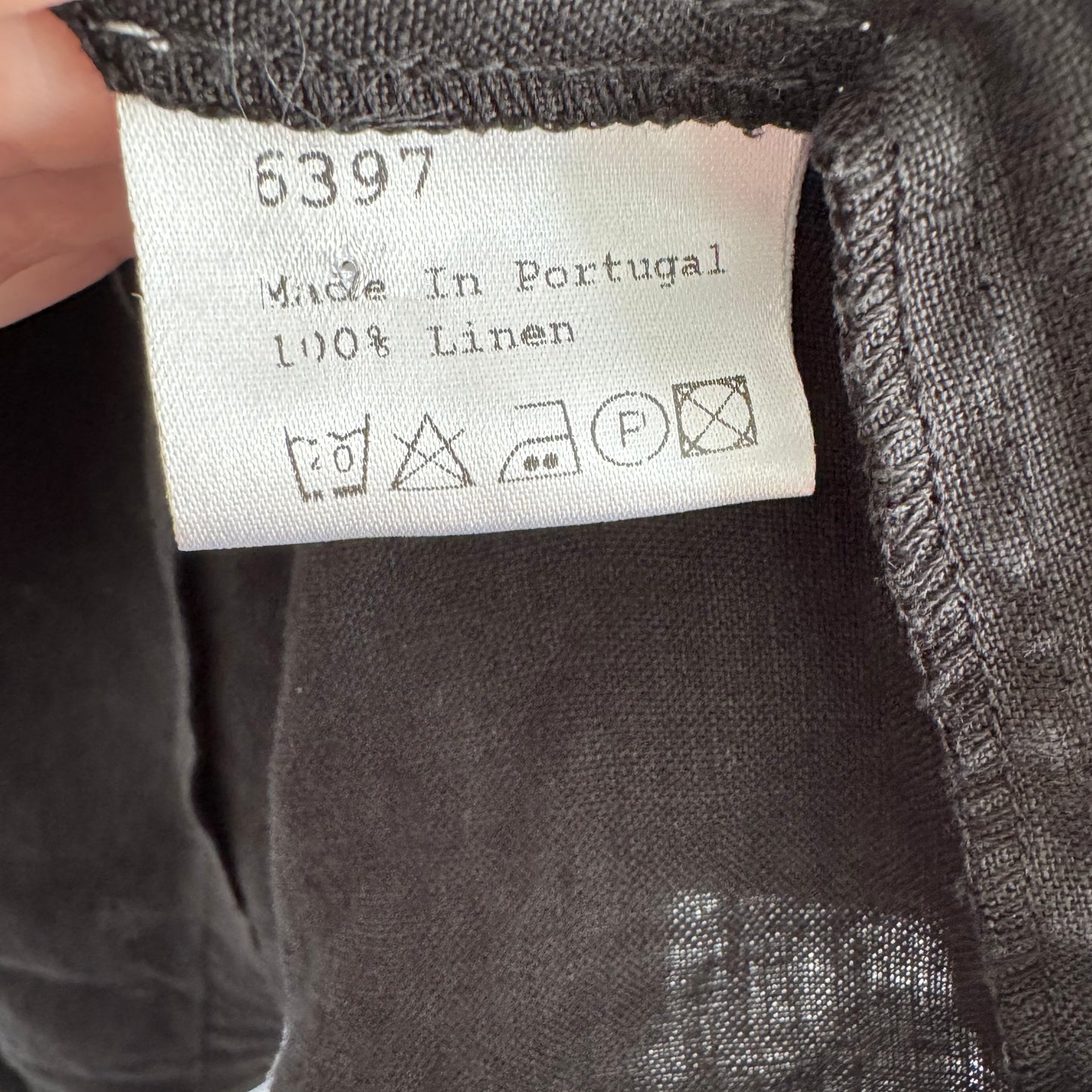 6397 Oversized Black Linen Dress, size Small (fits M-XL?)