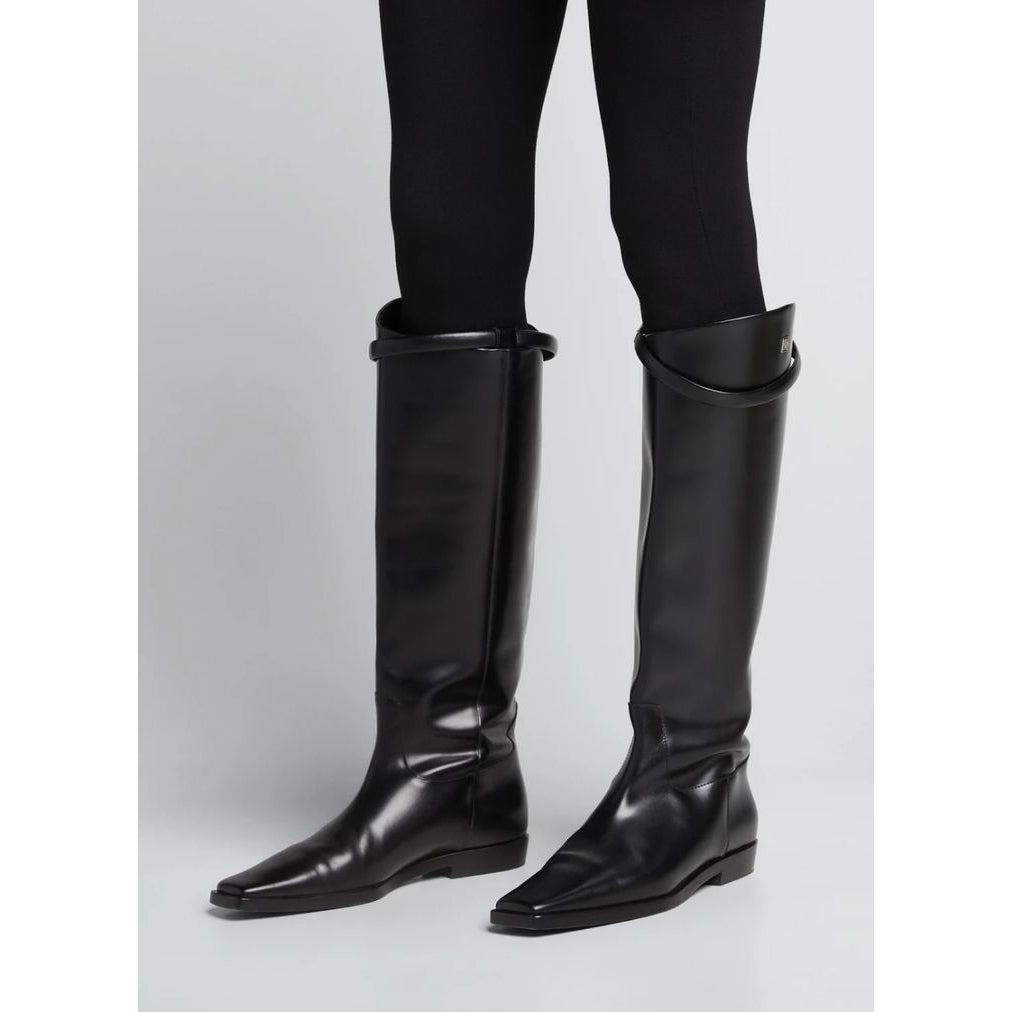 Toteme Riding Boots in Black, size 39