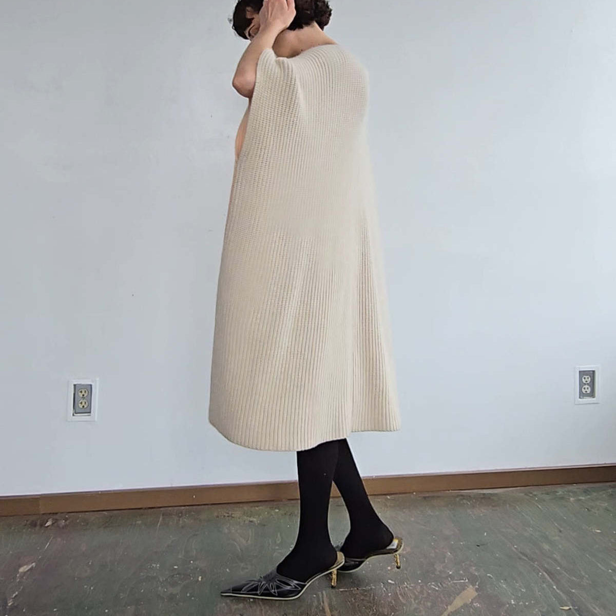 Chloe Ribbed Knit Cashmere Poncho Pink/Beige, size XS/S (fits up to XXL)