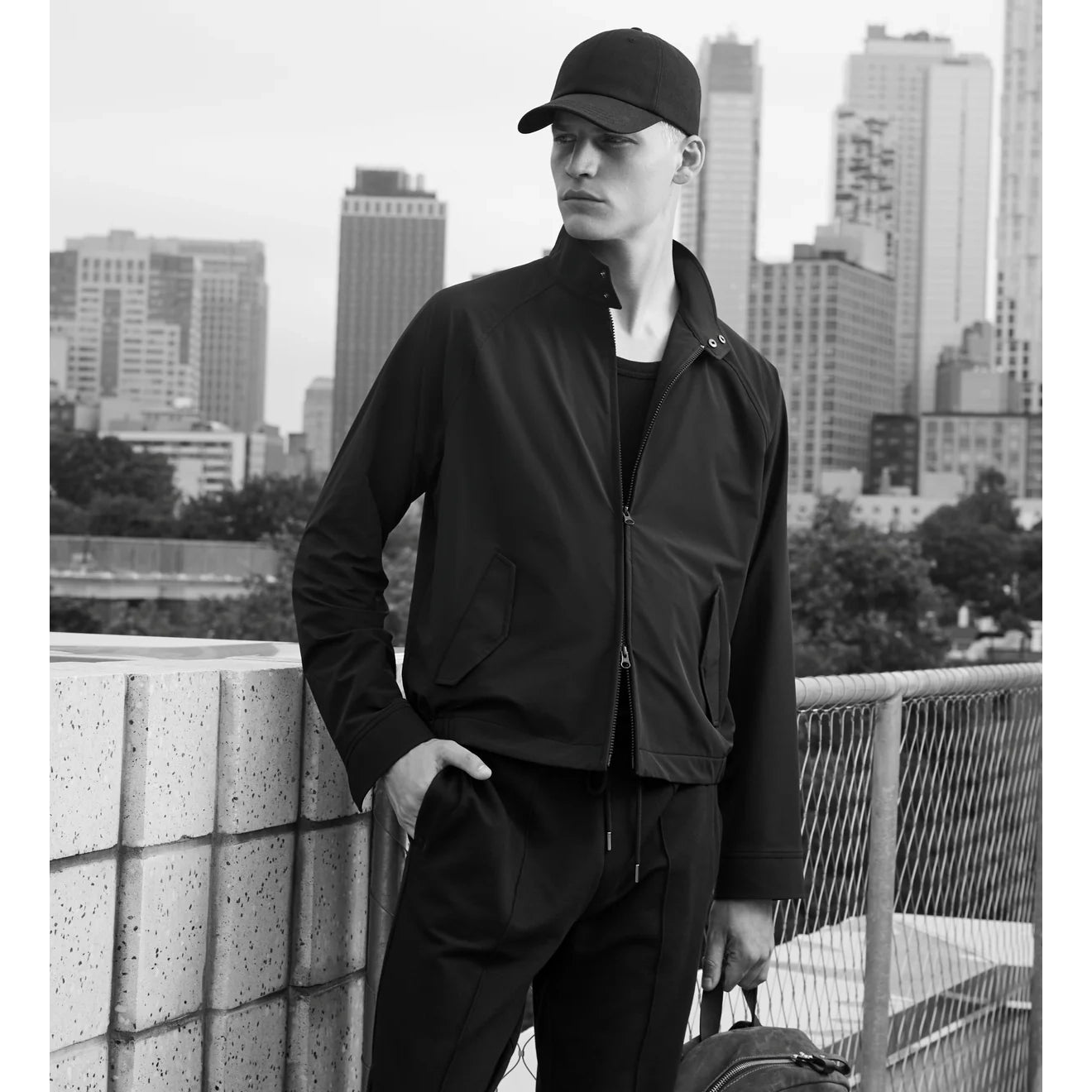 Todd Snyder "Harrington" Lightweight Nylon Jacket in Black, size Large