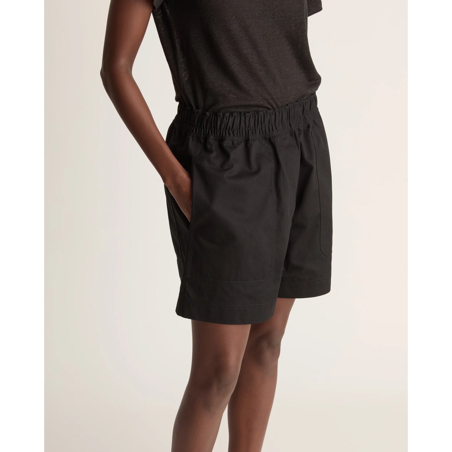 Lee Mathews "Drill" Shorts in Black, size "4" (size M/L)
