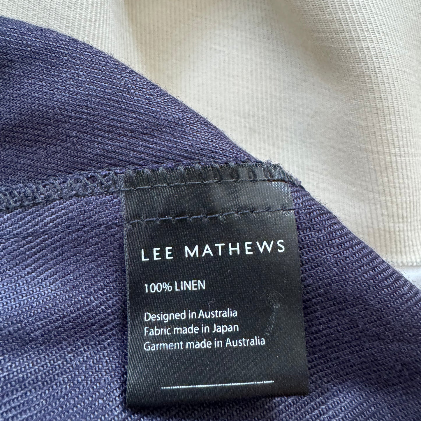 Lee Mathews Linen Wrap Skirt w Ruffle in Navy, size "4" (size L/XL)