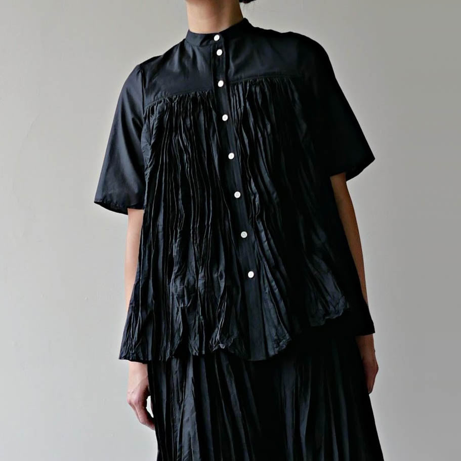 Mark Kenly Domino Tan "Baya" Top in Black, size 38 (size small ish)