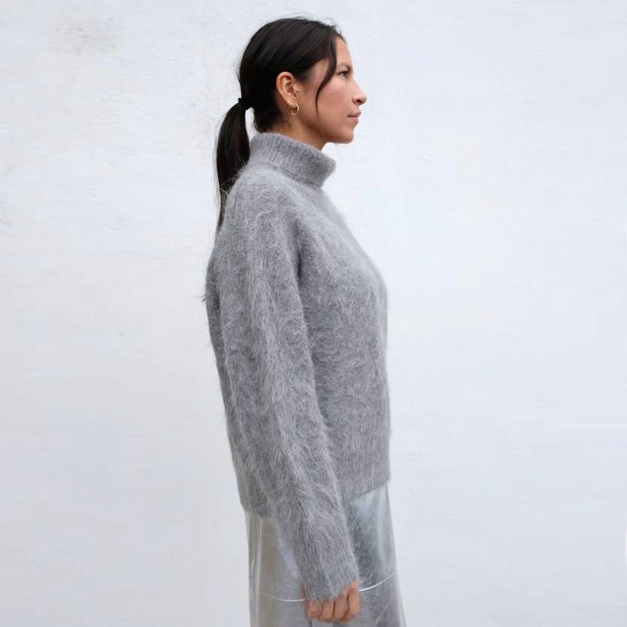 No. 6 Store "Miles" Sweater in Grey, size Medium