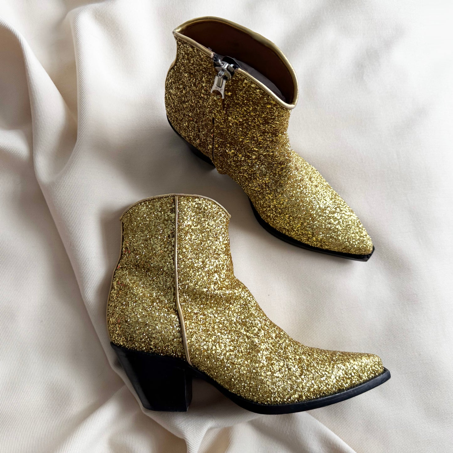R13 Western Boots in Gold Sequin, size 41