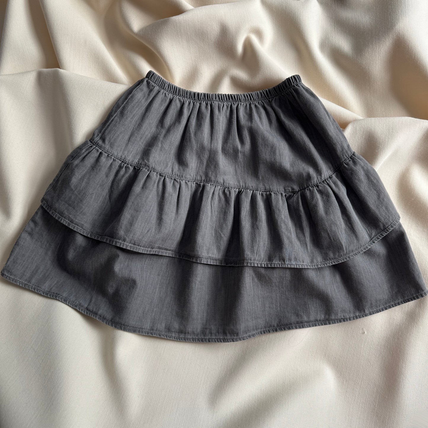 ** KIDS ** Repose Ruffled Skirt in Grey, size 12 years