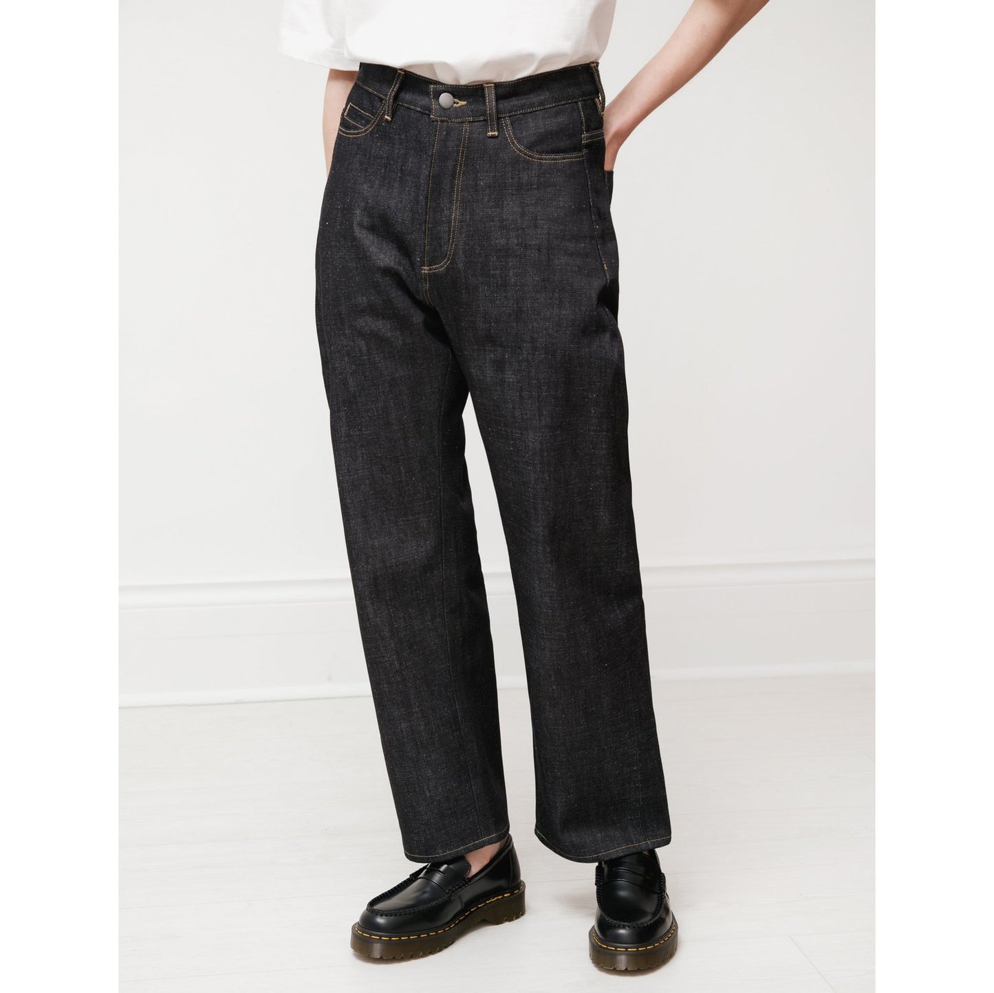 Studio Nicholson "Ruthe SNW" Jeans in Dark Indigo Selvedge, size "1" (size small)