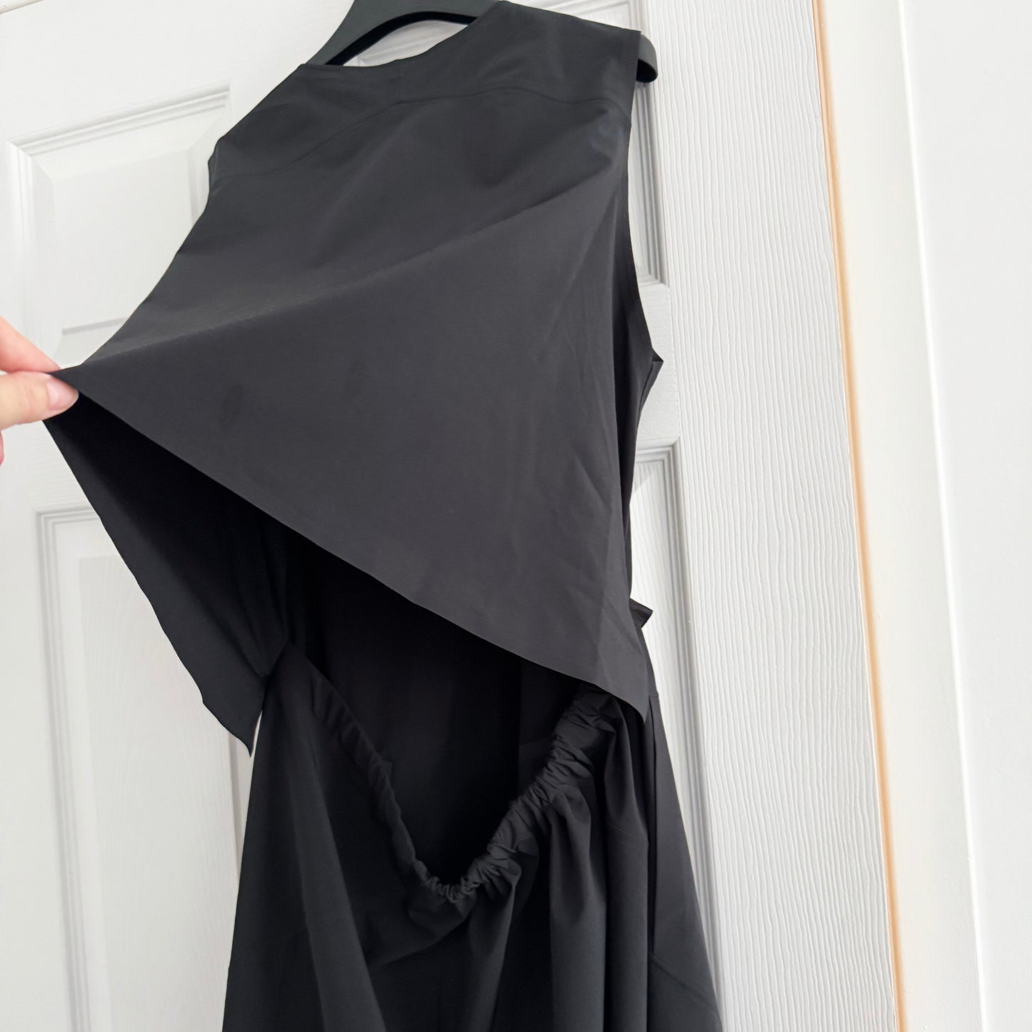 Arc'teryx Veilance "Icosa" Dress in Black, size Small