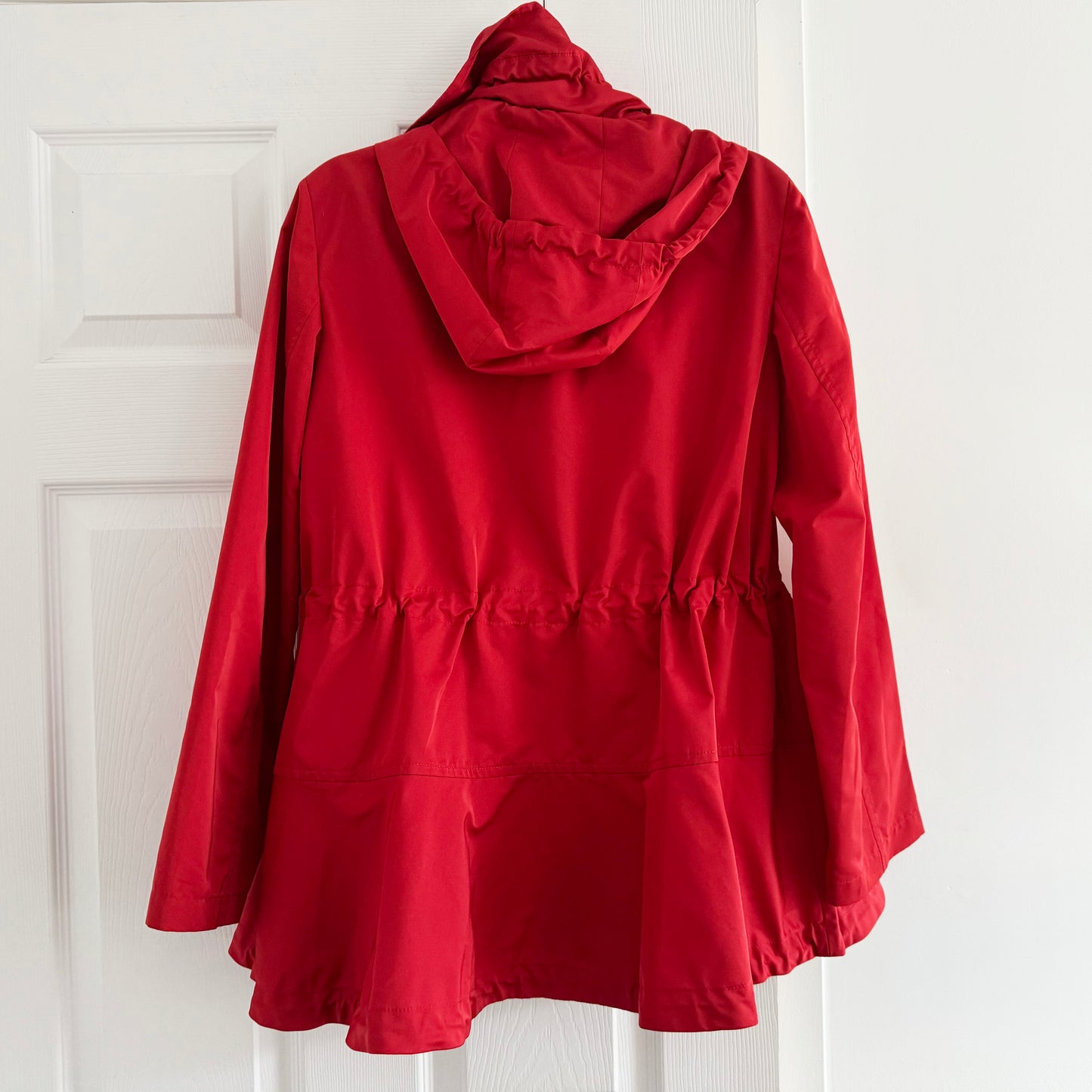 Akris Punto Red Flared Rain Jacket, size 8 (fits 6/8)