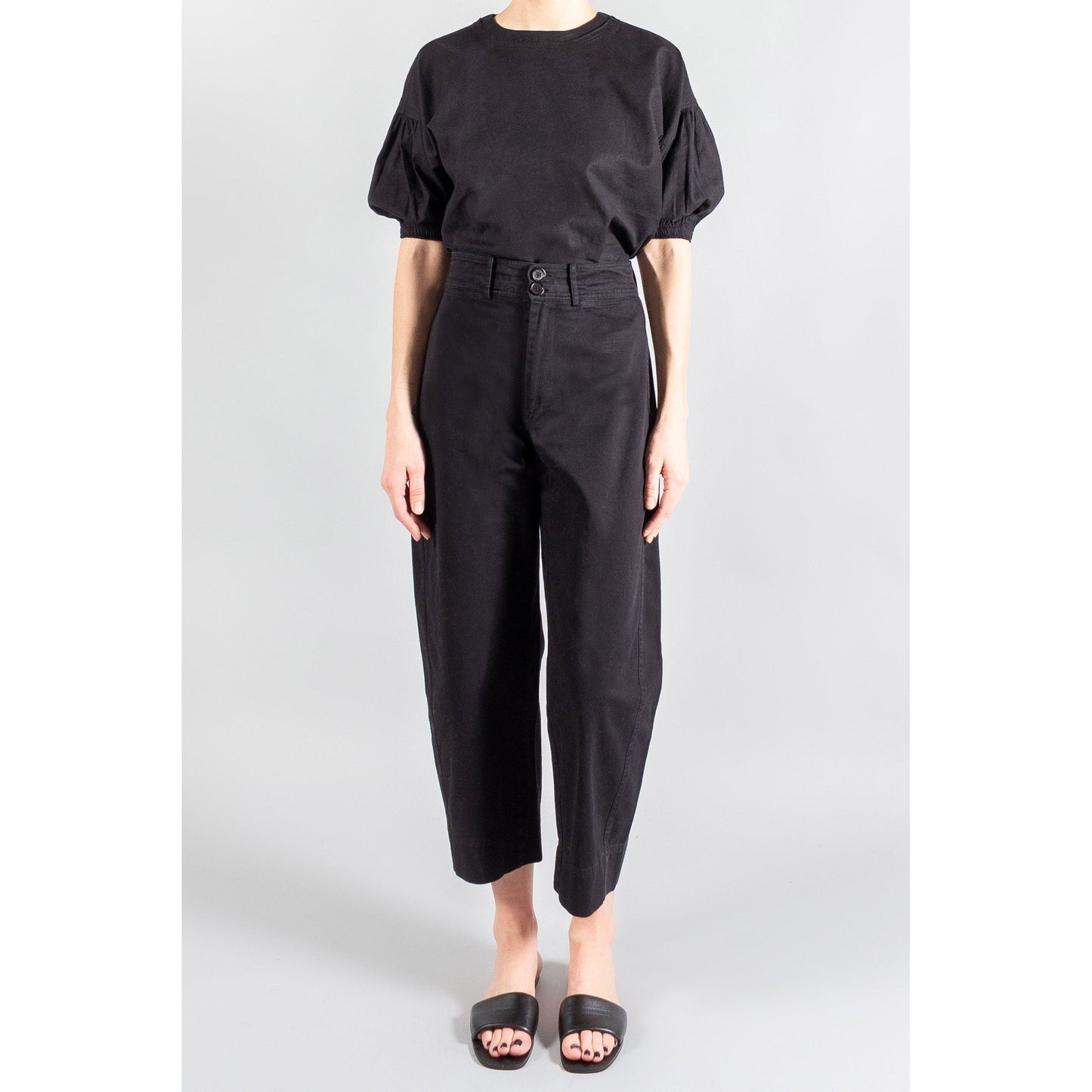 Apiece Apart Mari Barrel Pants in Black, size 2