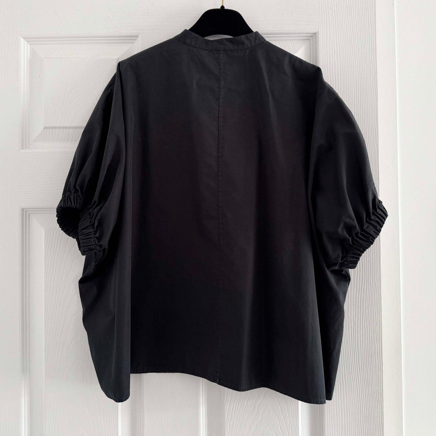 Aspesi Boxy Poplin Shirt in Black, size Medium