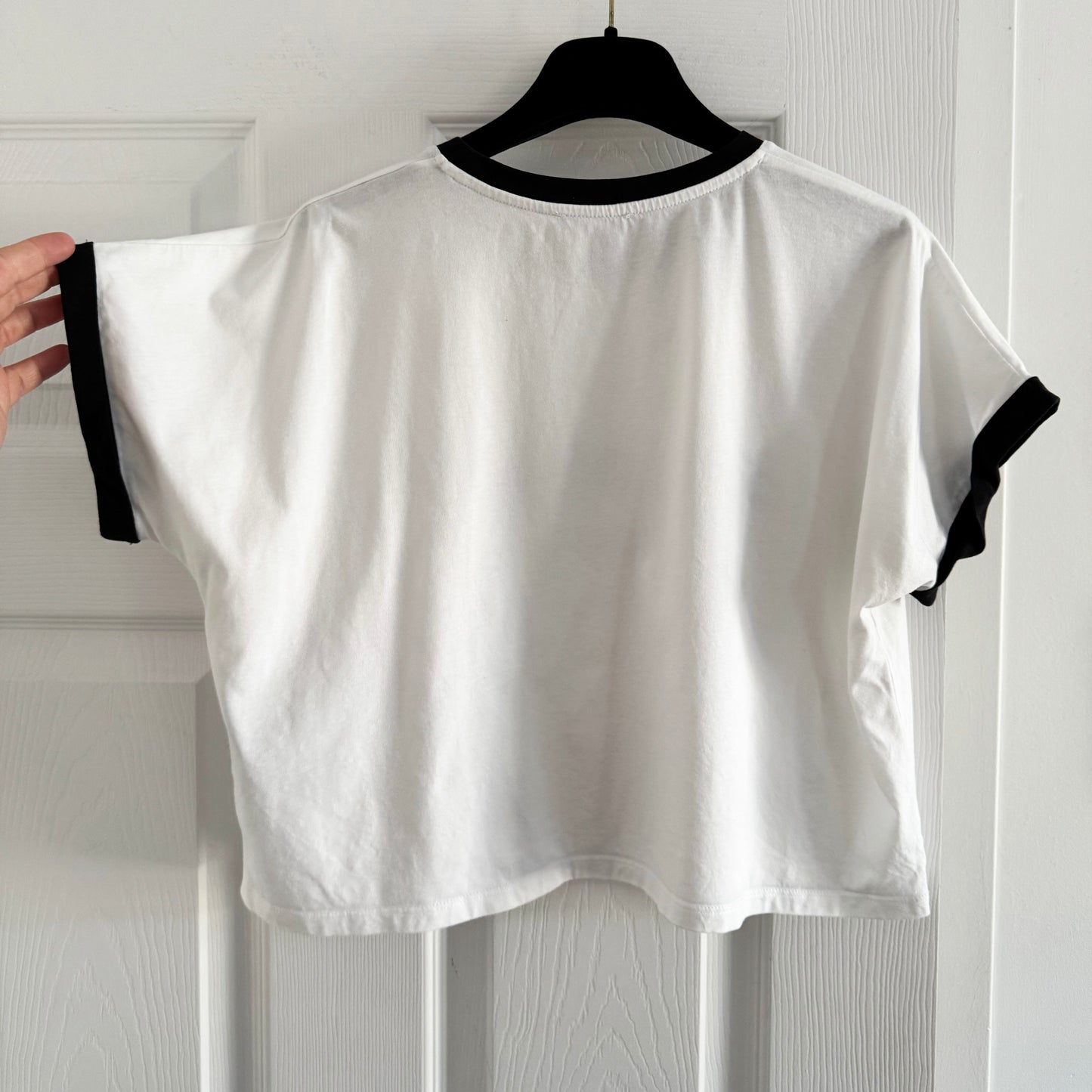 Balmain Cropped Logo Tee in White, size Small