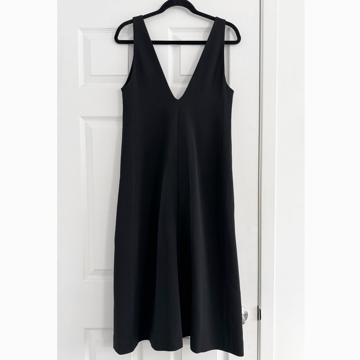 Celine Plunging Neckline Crepe Dress in Black, size 38 (fits XS)