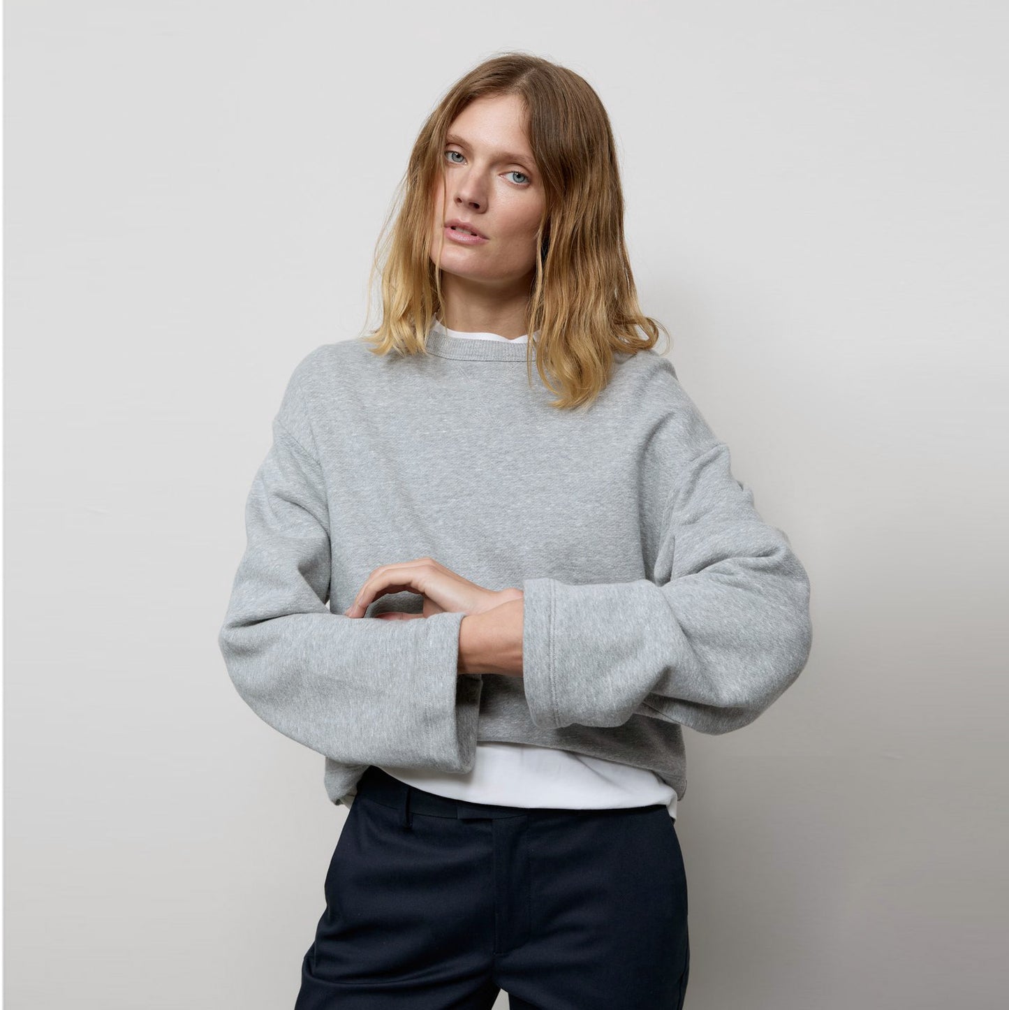 Closed Short Sweatshirt in Grey, size Medium