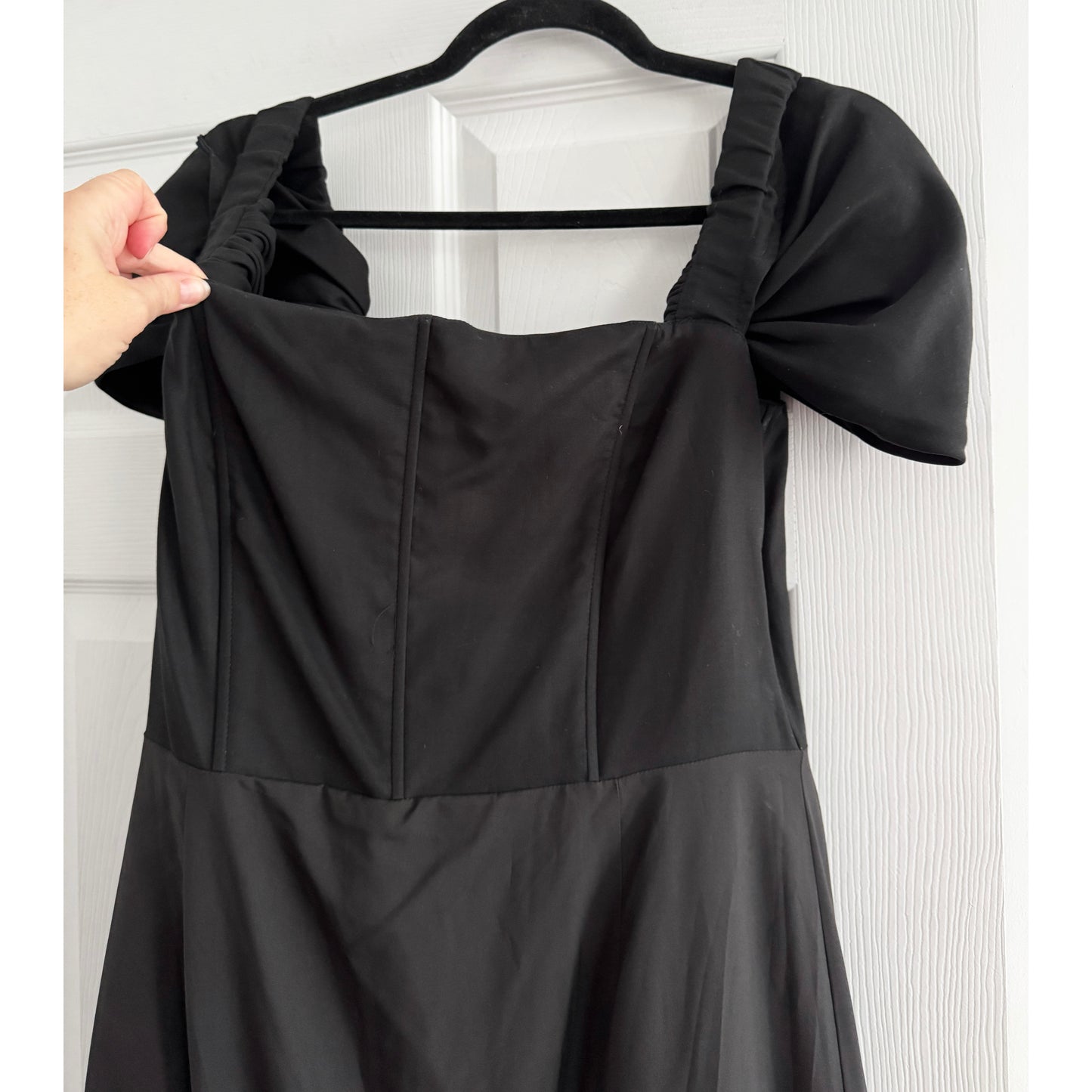 CO Off-the-Shoulder Dress in Black, size Large (fits like size Medium)