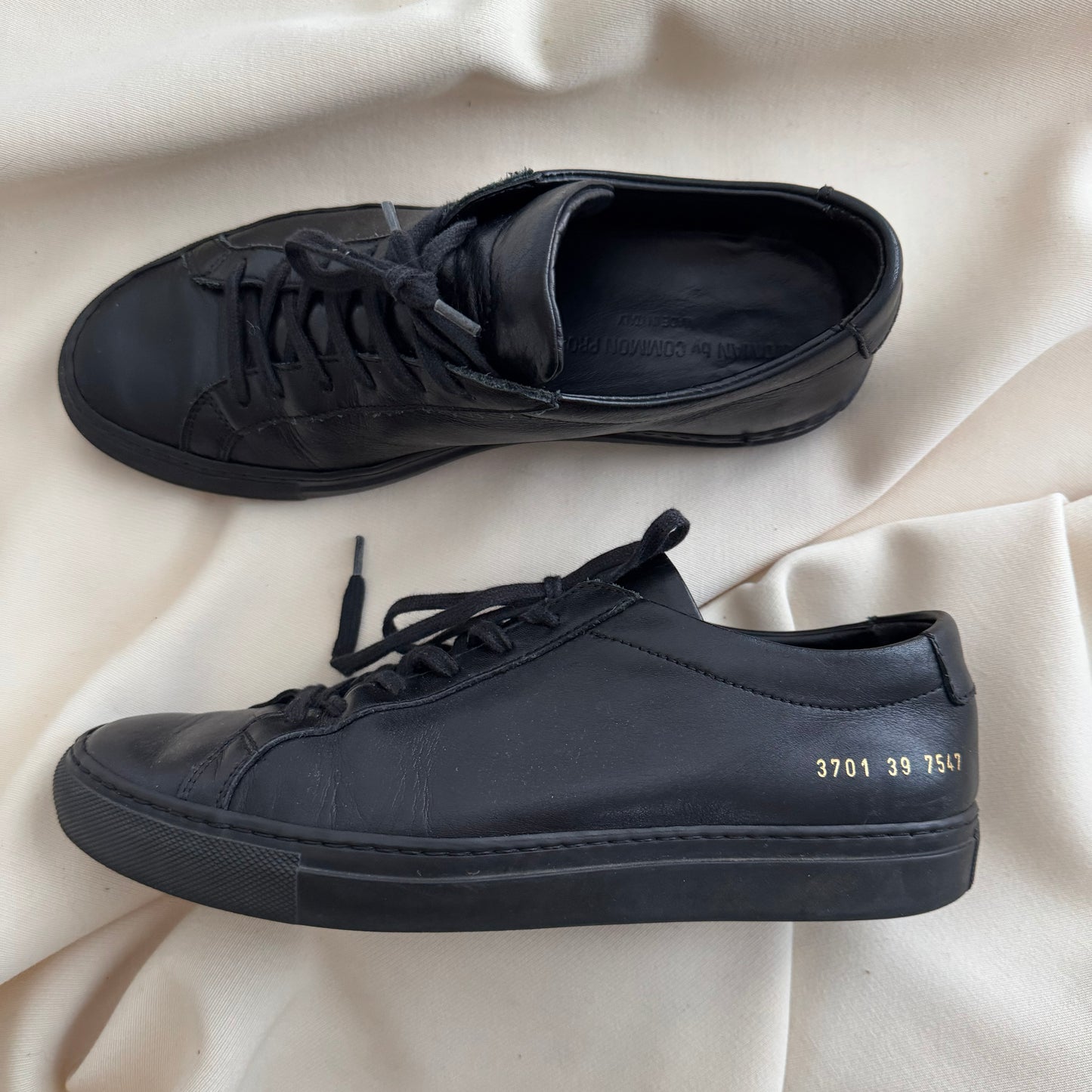 Common Projects Achilles Low Sneakers in Black, size 39