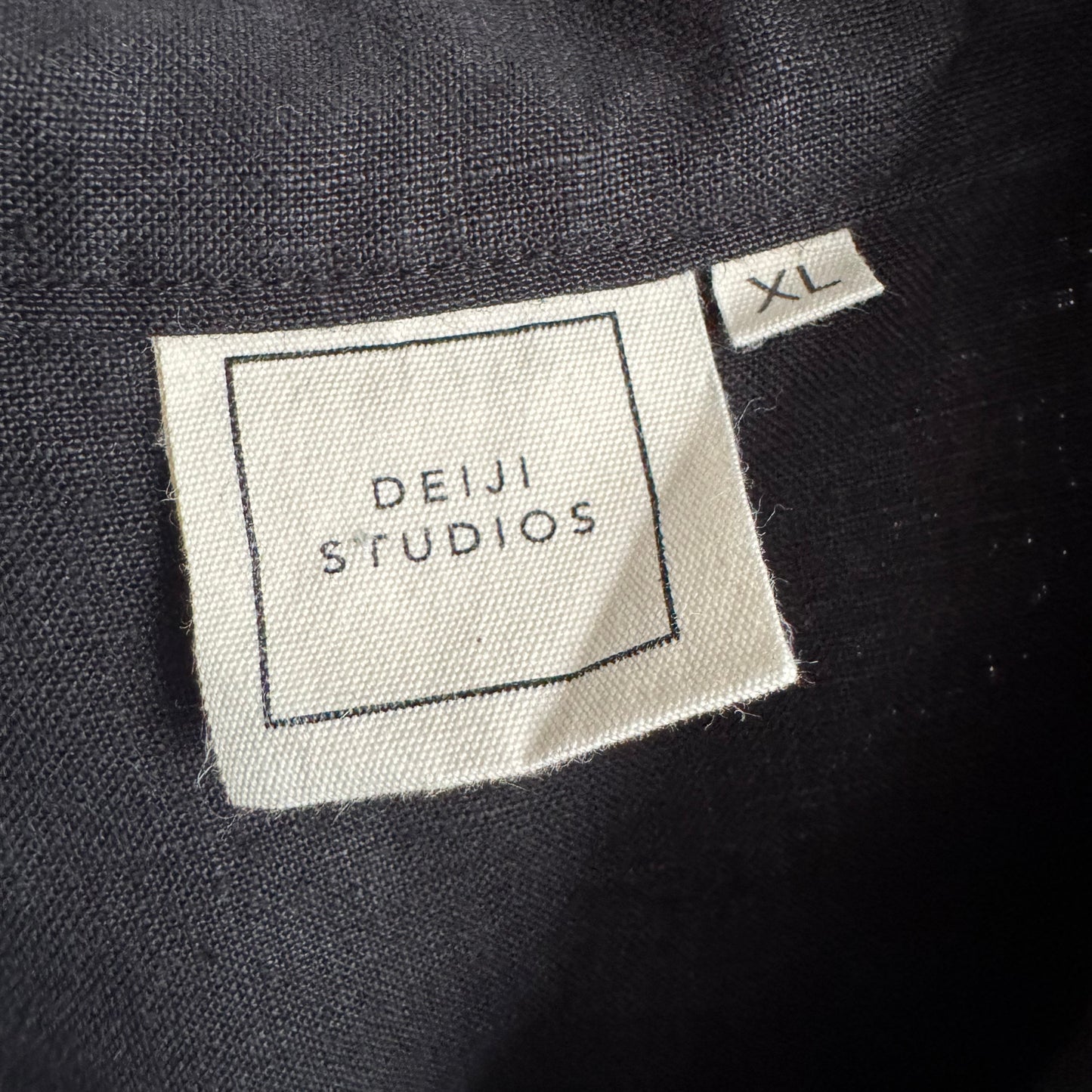 Deiji Studios Linen Shirt in Black, size XL