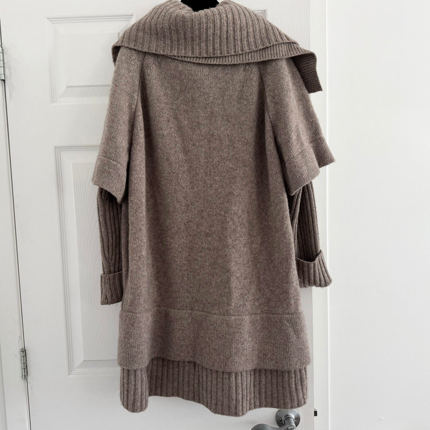 Donna Karan Wool/Cashmere Cardigan/Coat, size M/L