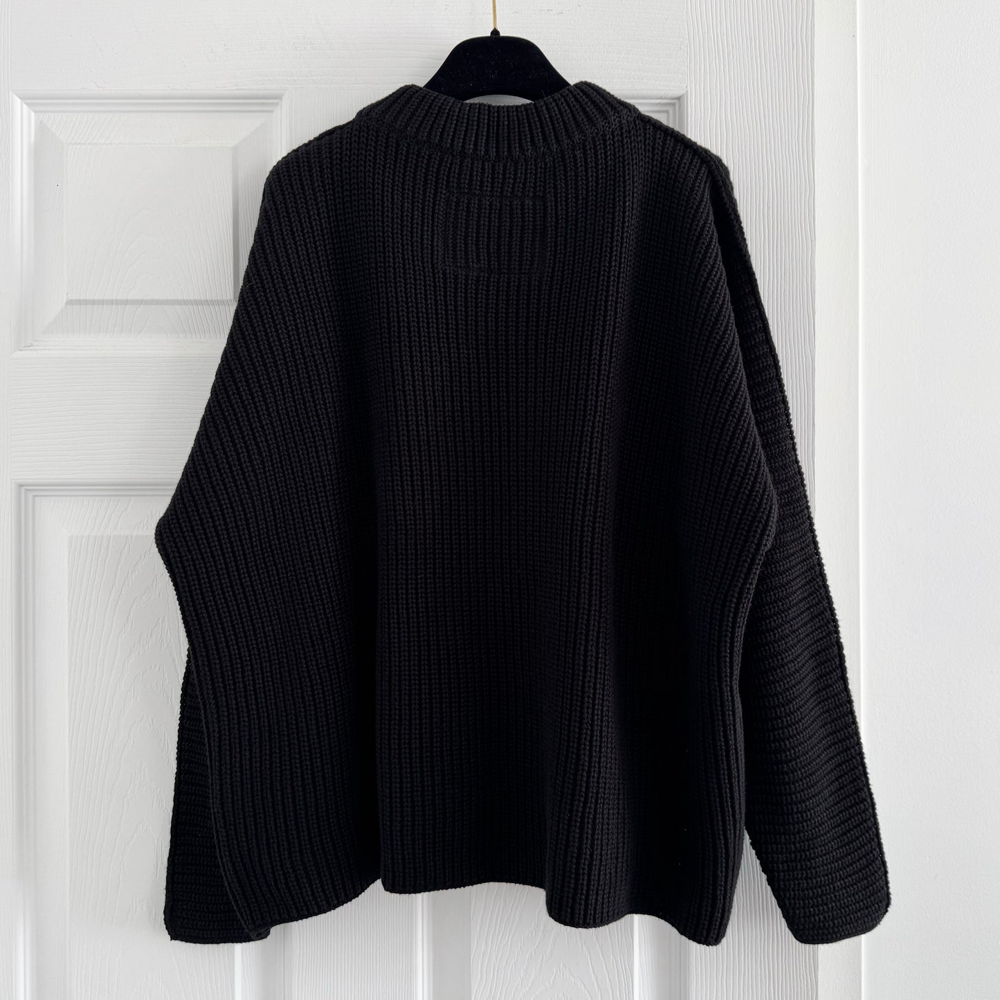 Frank & Eileen "Montecito" Sweater in Black, size Small