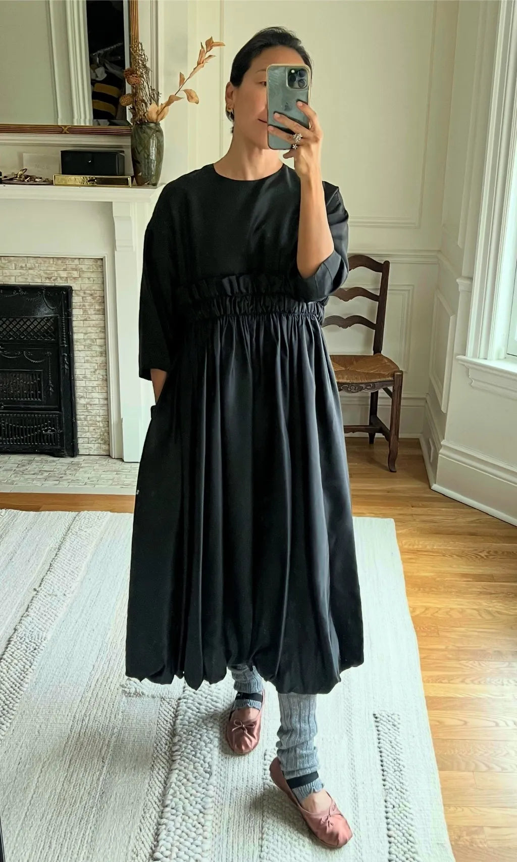 Noir by Kei Ninomiya Gathered Waist Dress in Black, size Small