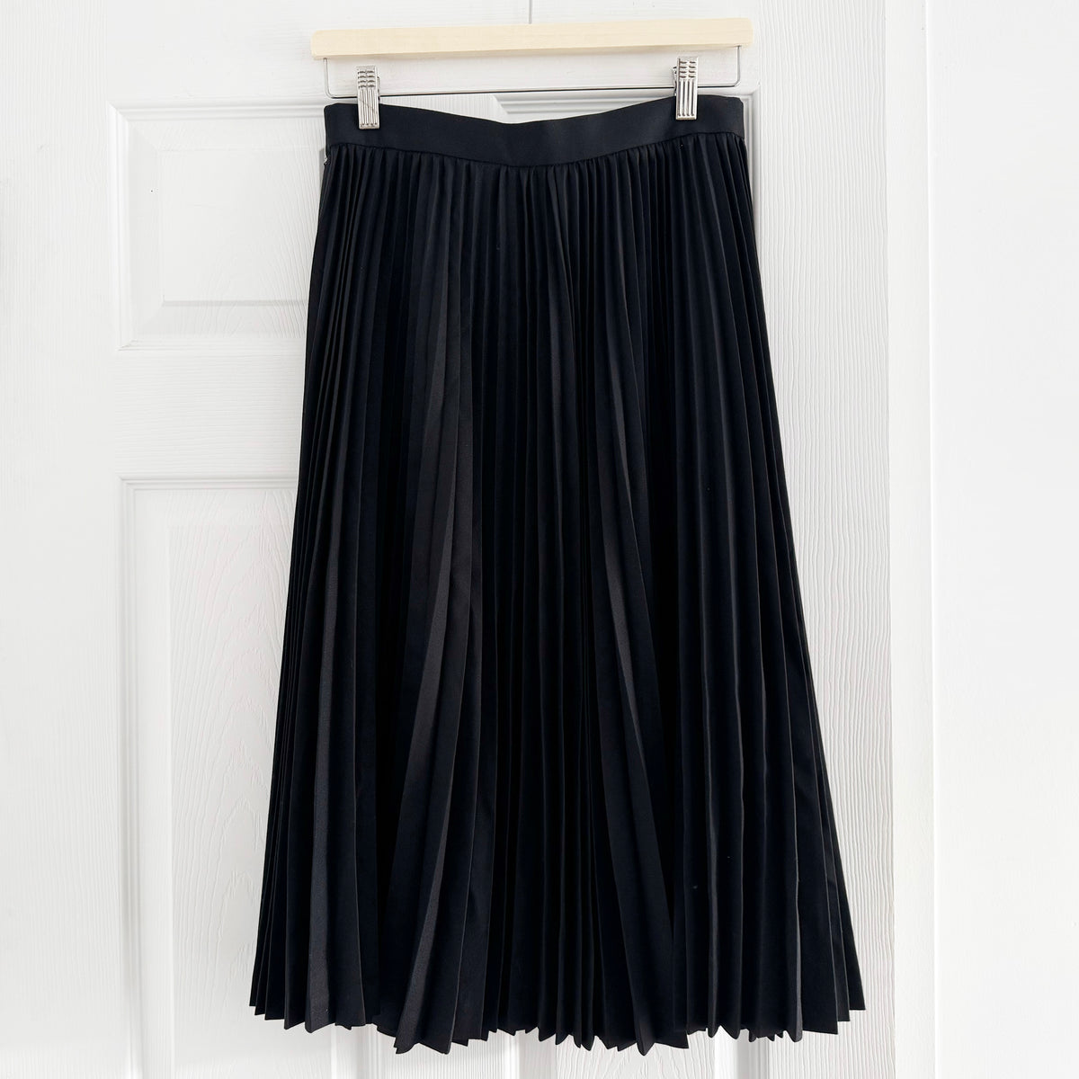 Junya Watanabe Pleated Skirt in Black, size Medium (fits size small)