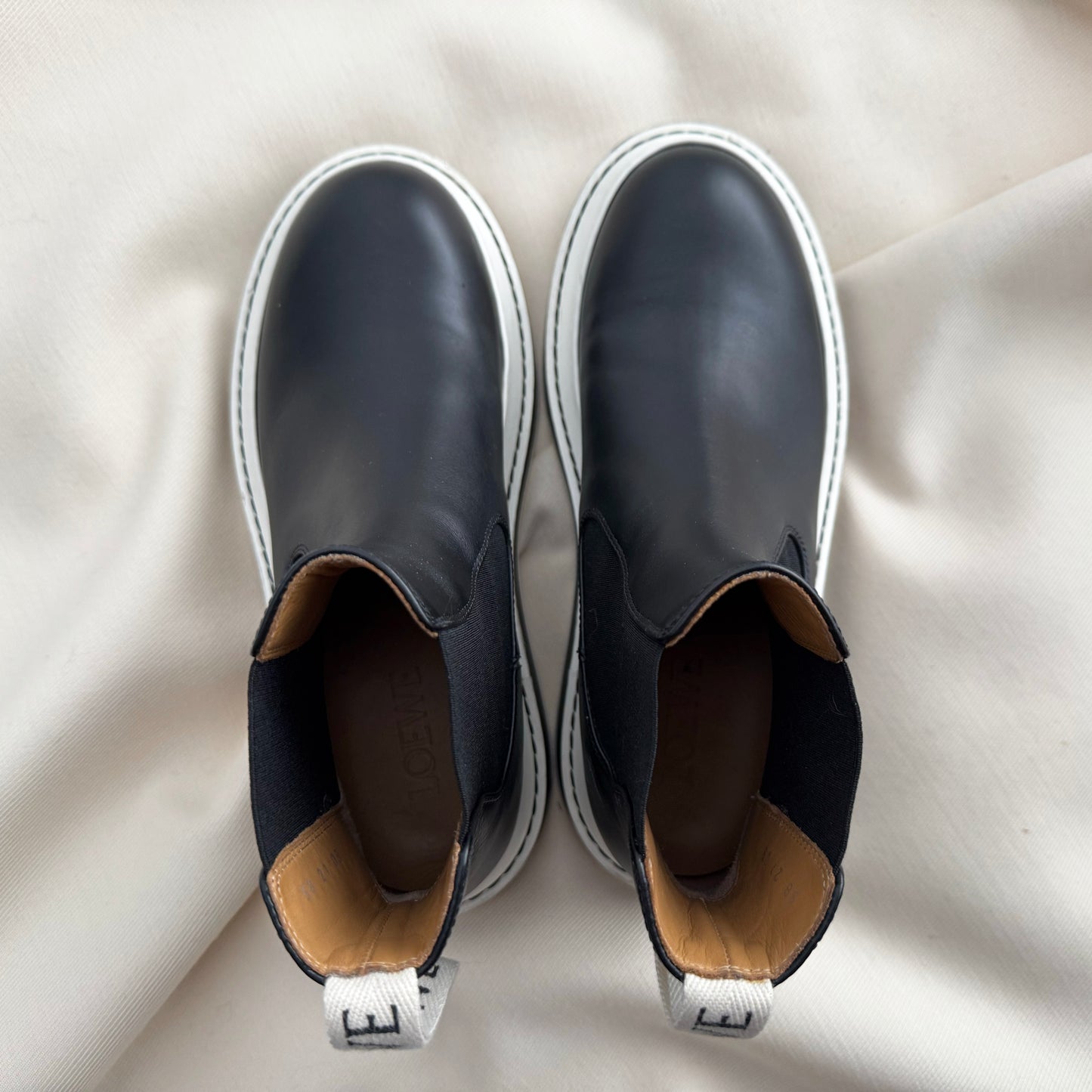Loewe Chelsea Boot Ankle Boots In Black Leather, size 38