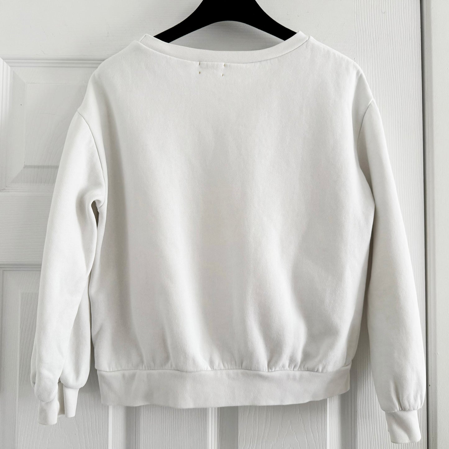 ** KIDS ** Long Live the Queen White Sweatshirt with Circle Patch, size 12 years