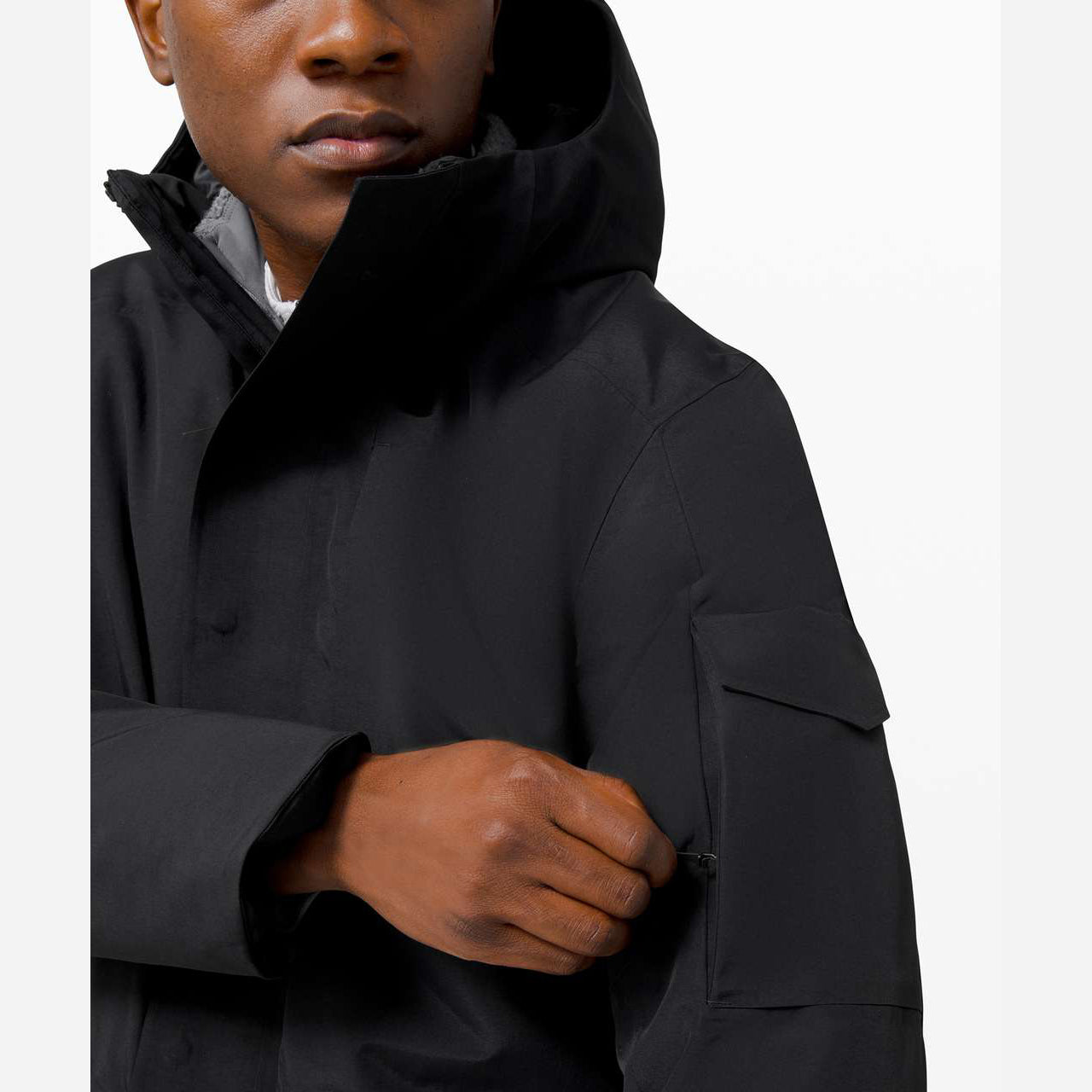 ** MENS ** Lululemon "Cold City" Parka in Black, size Small