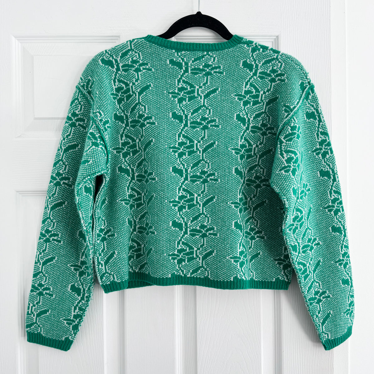 ** KIDS ** Maan Floral Sweater in Green, size 14 years
