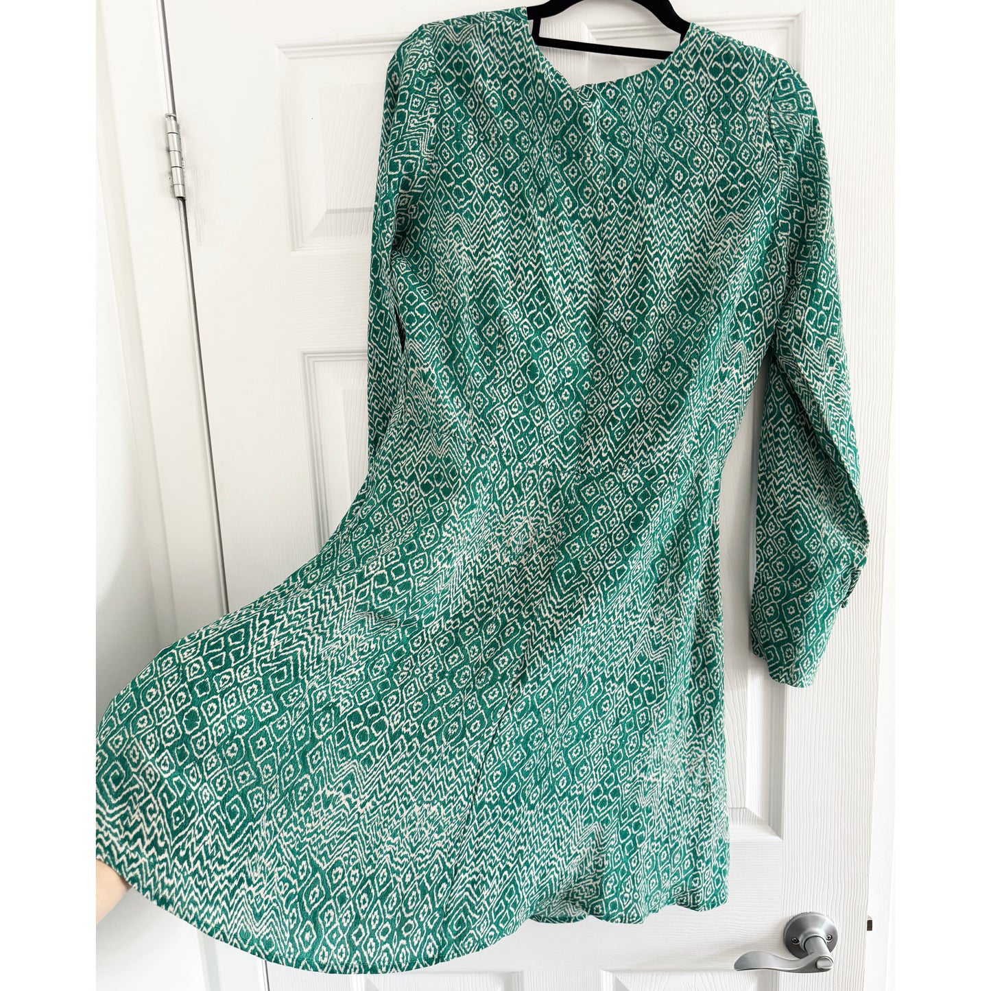 Maria Cher "Moldes Bell" Short Dress in "Emerald Shibory", size Large