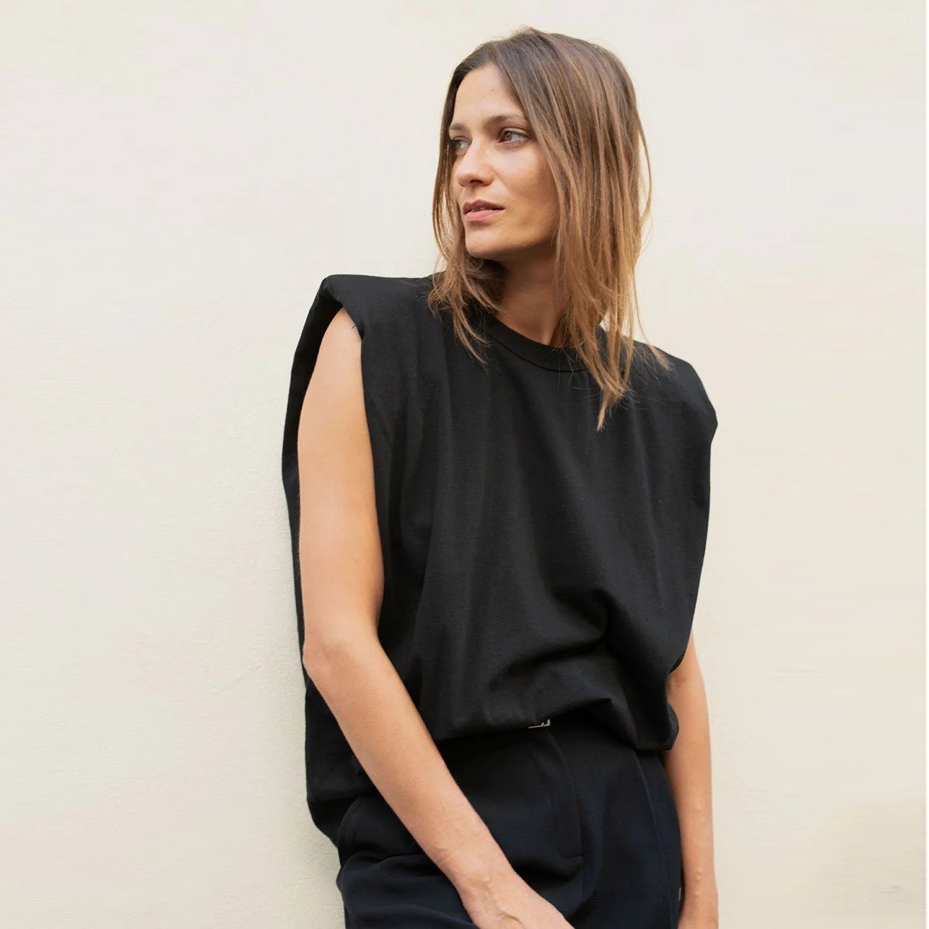 The Frankie Shop Shoulder Pad Tee, size Small