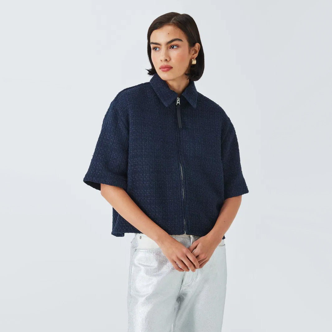 Rag & Bone "Junie" Pinstripe Top in Navy, size Medium