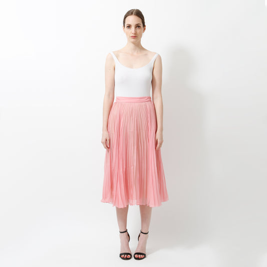 Gucci Spring 2016 pink silk pleated midi skirt, size 38. Fits like a size 0/2