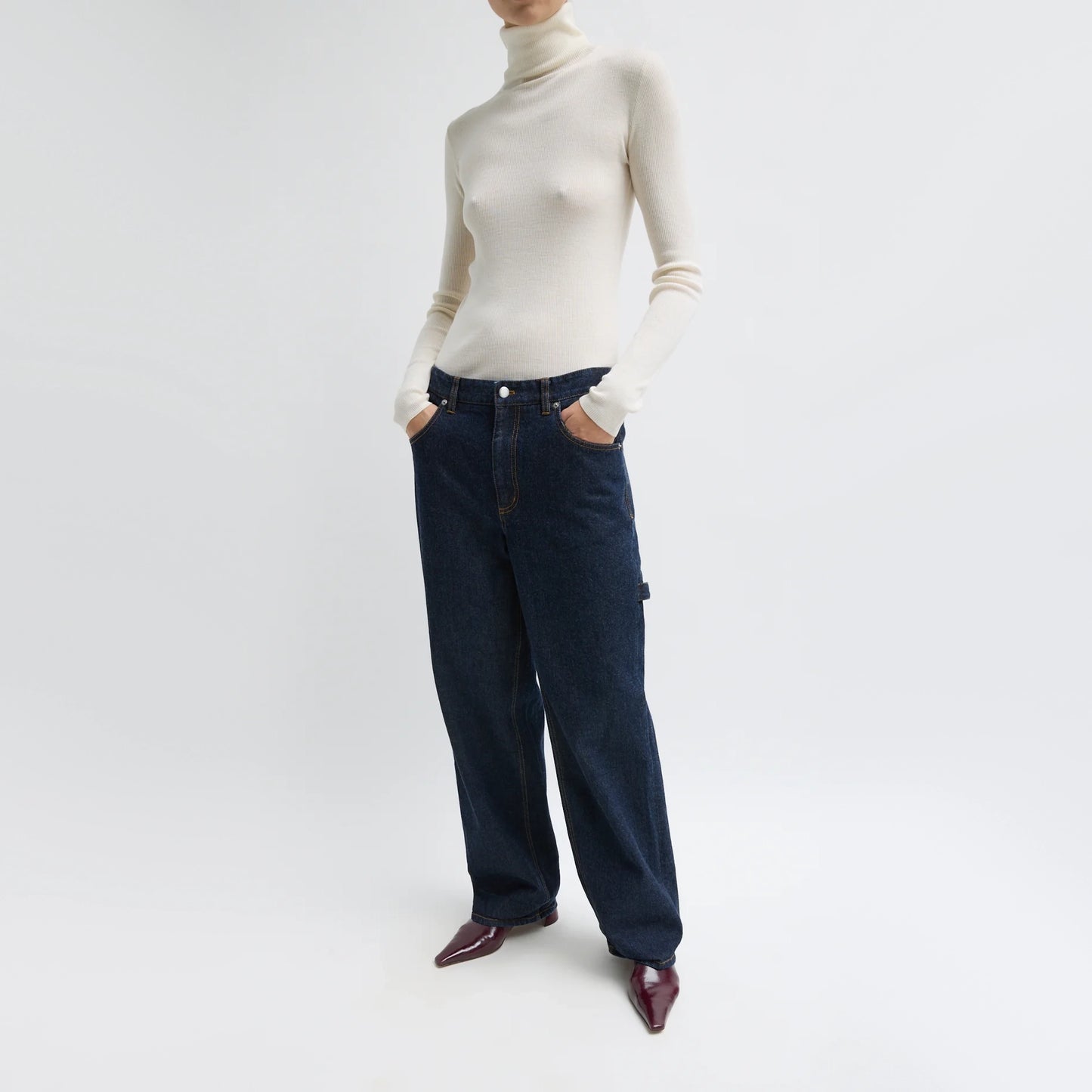 Tibi Indigo Denim Slouchy Carpenter Jean in Dark Denim, size 32