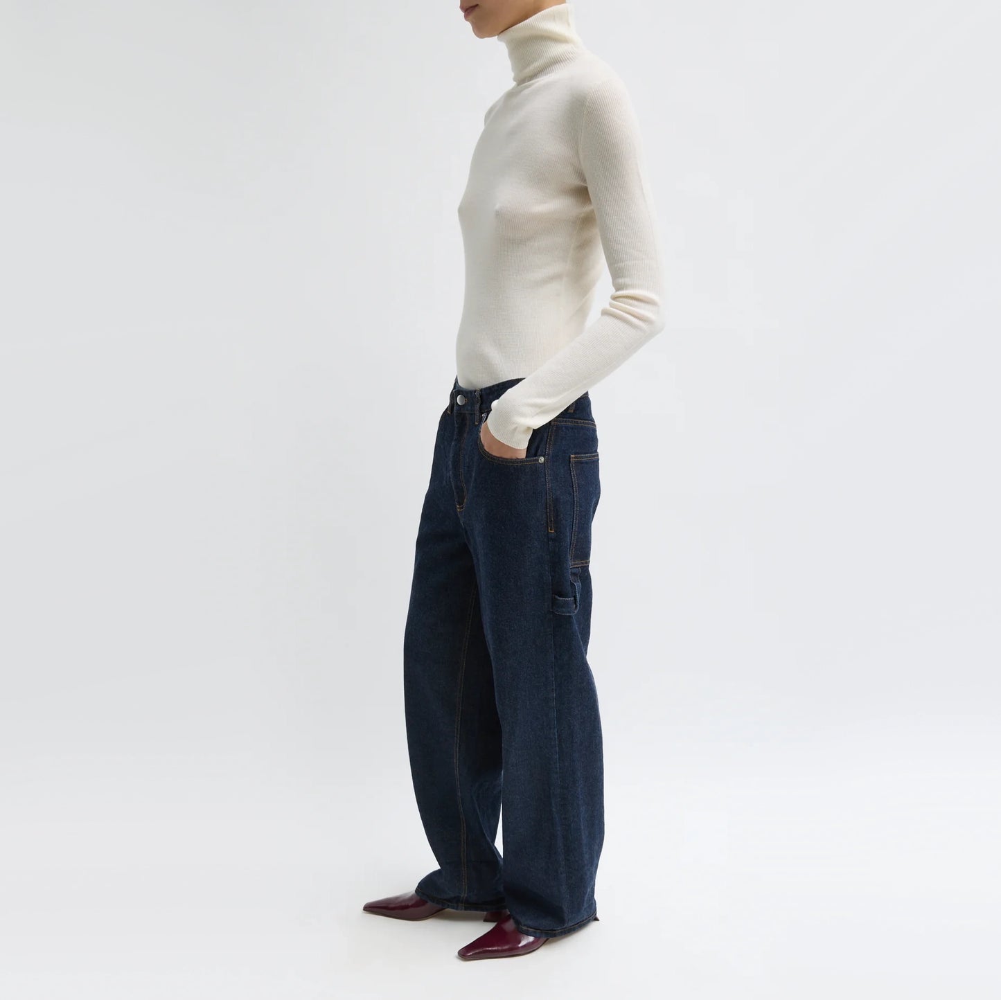 Tibi Indigo Denim Slouchy Carpenter Jean in Dark Denim, size 32