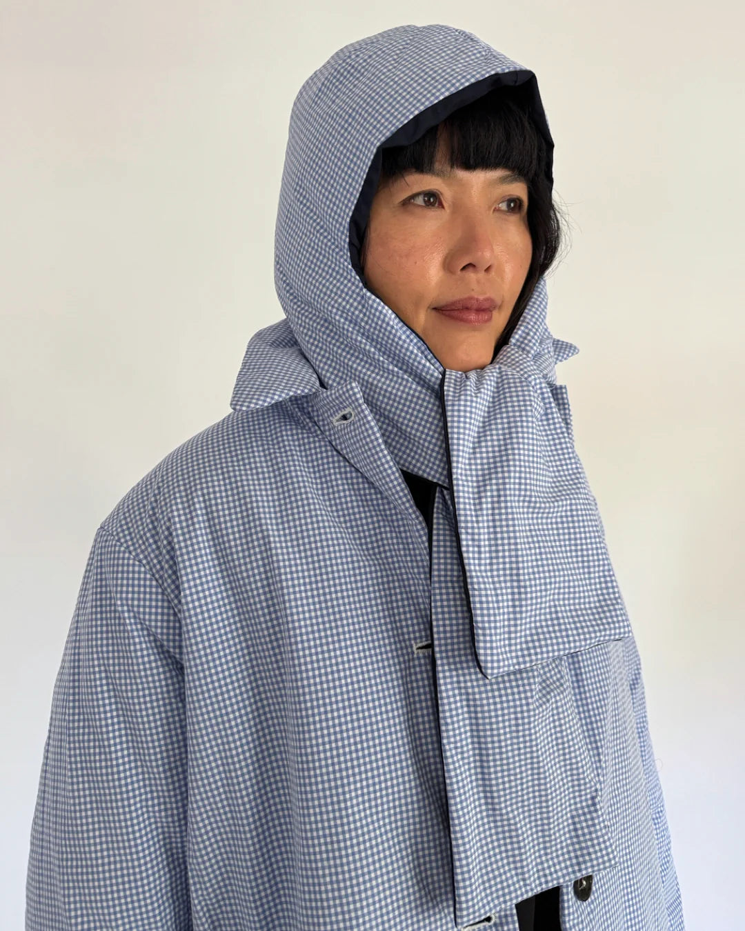 Eleph Satin Hood in Navy