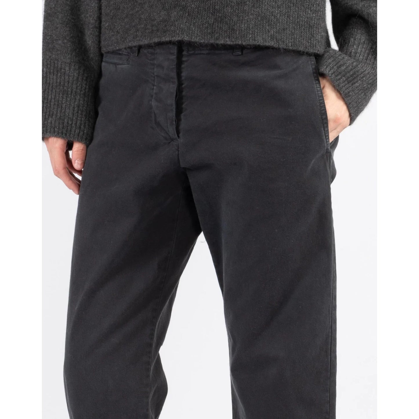 Nili Lotan "Tomboy" Pant in Carbon, size 2 (fits 2/4)