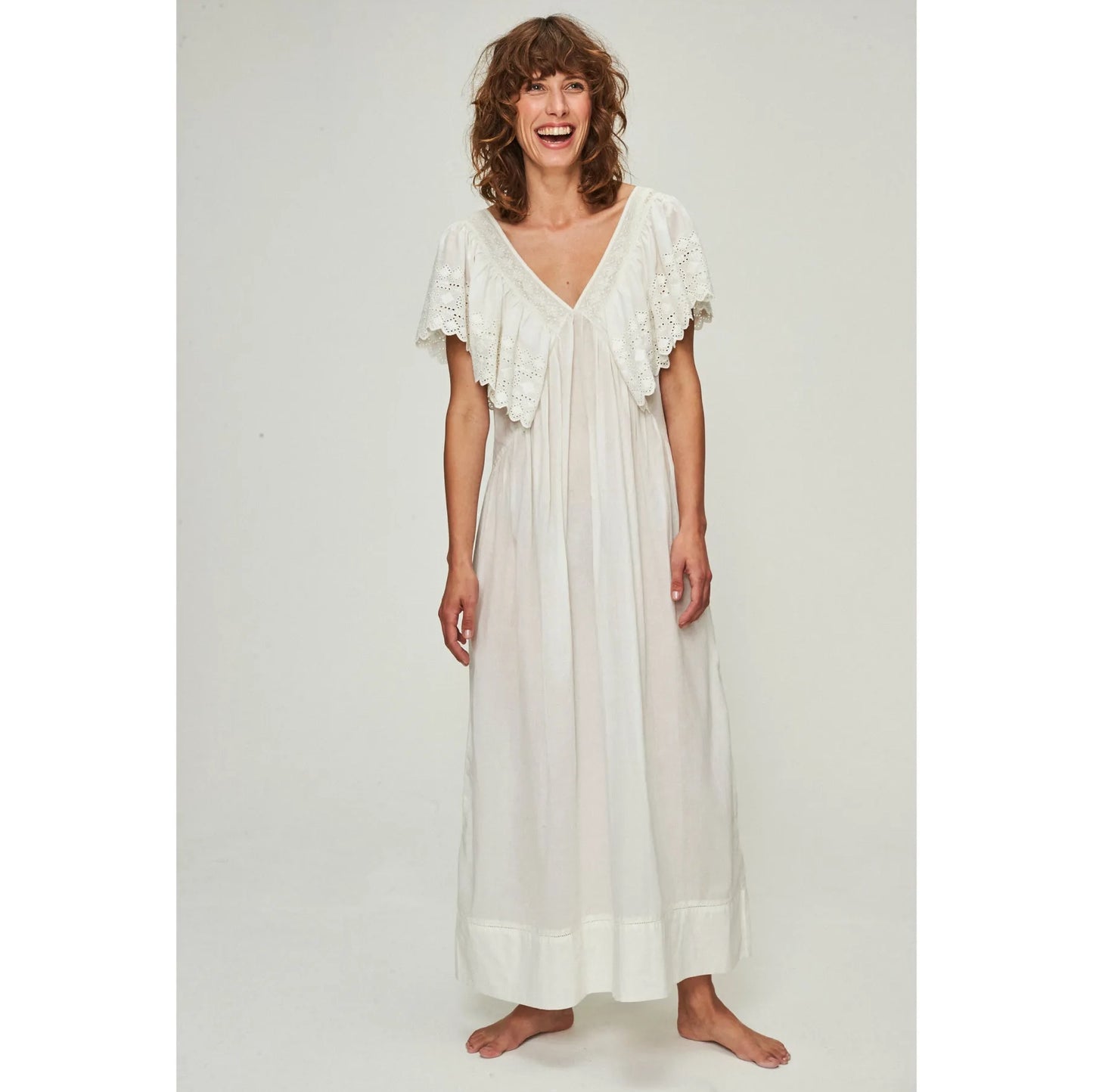 Faune Embroidered Cotton Nightgown in Off-White, Size Large