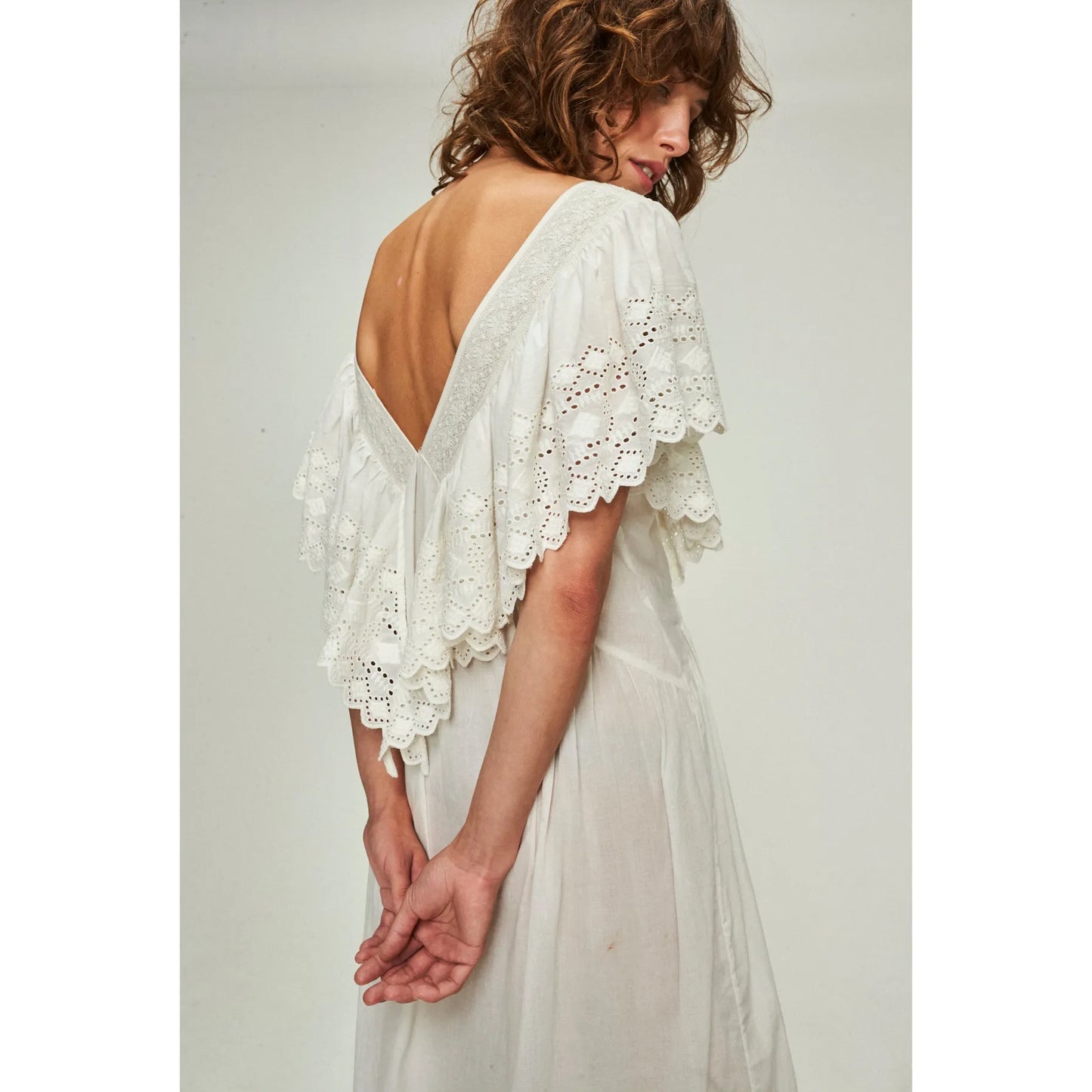 Faune Embroidered Cotton Nightgown in Off-White, Size Large