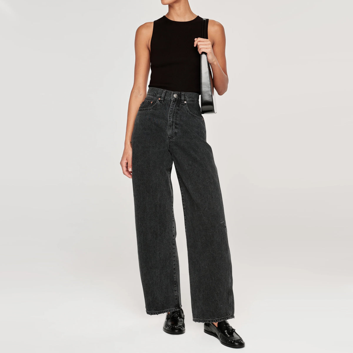 DL1961 "Taylor Relaxed Barrel 31" Jeans in "Nightshade", size 29
