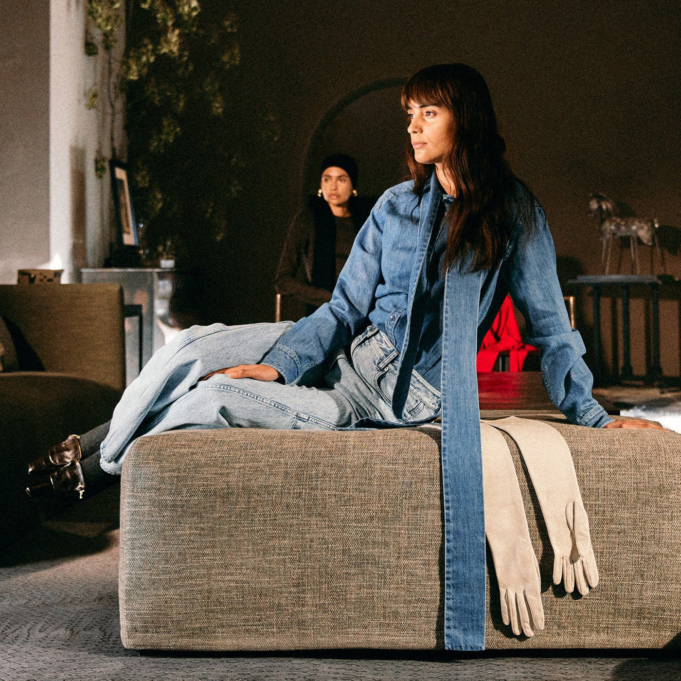 Tibi Lightweight Stone Washed Tie Neck Slim Men's Shirt in Blue, size Medium