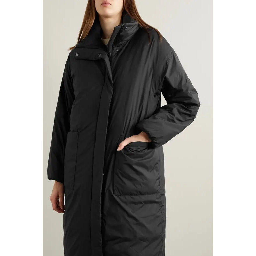 Frame Oversize Duvet Puffer Jacket in Black, size Medium