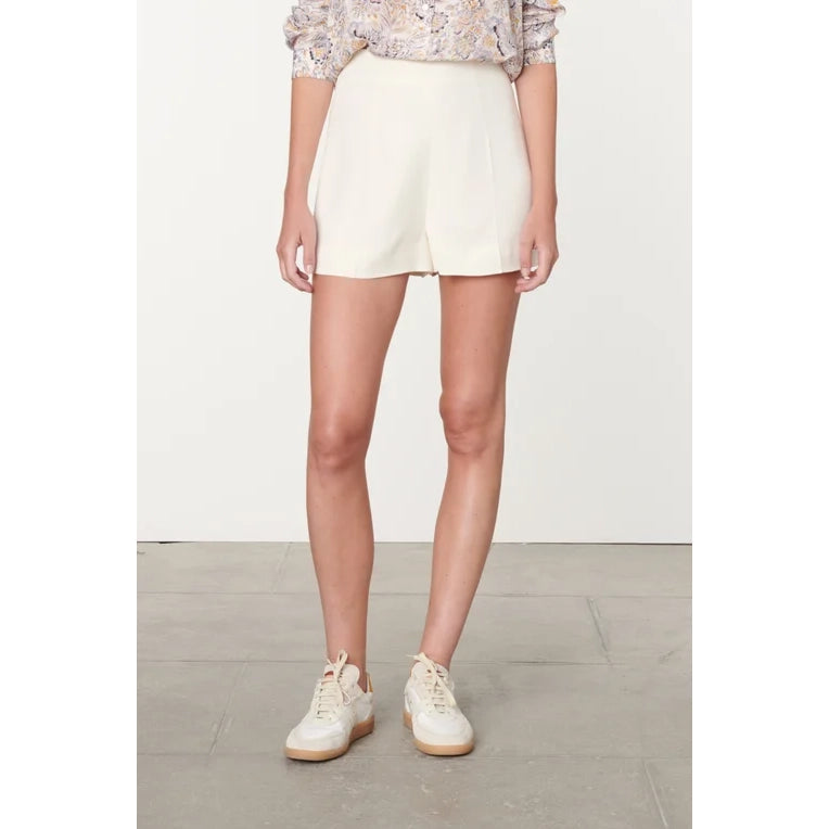 Vanessa Bruno Ivory Crepe Shorts, size 36 (like a 25 in denim)