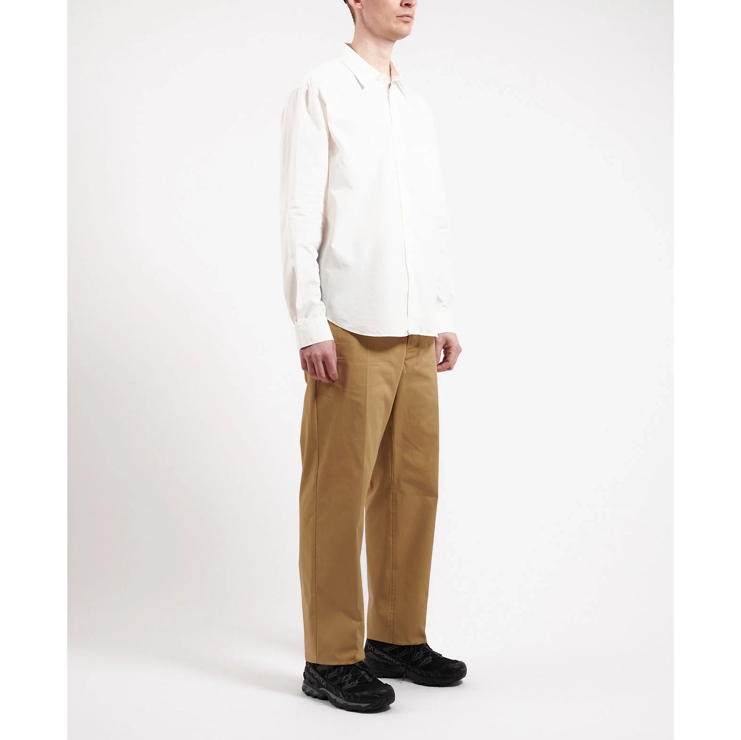 Works And Days "Cordura" classic chino in Khaki, size Large