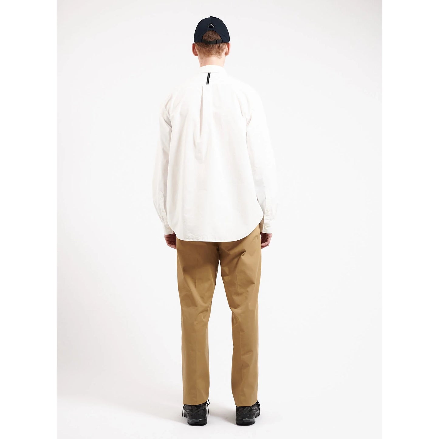 Works And Days "Cordura" classic chino in Khaki, size Large