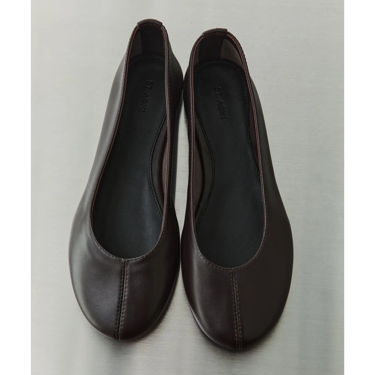 St Agni Low Scoop Ballet Flat in Coffee, size 37