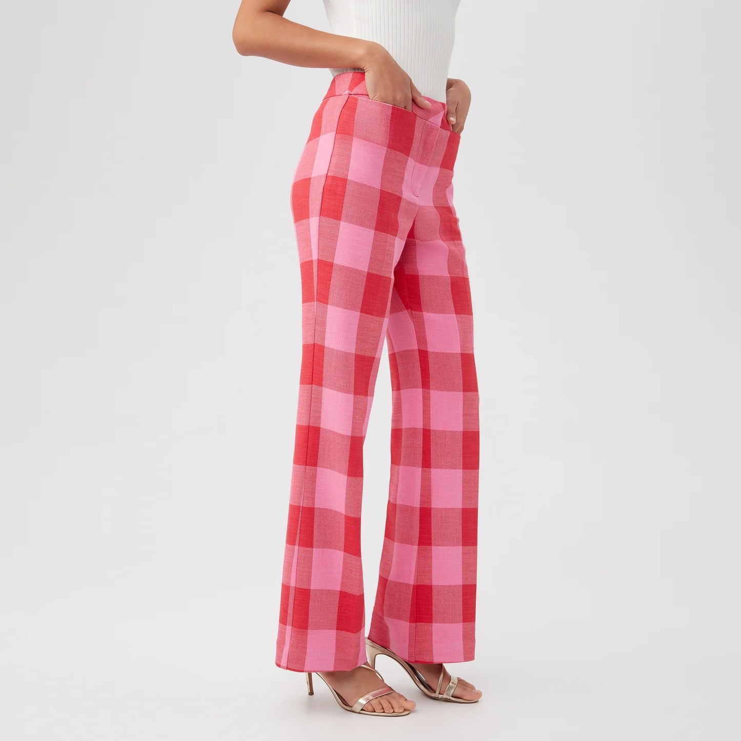 Trina Turk "Poppy" Pants in Pink/Red, size 00